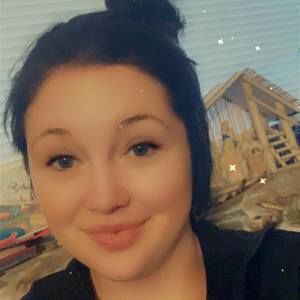 Meet your Posher, Michaela